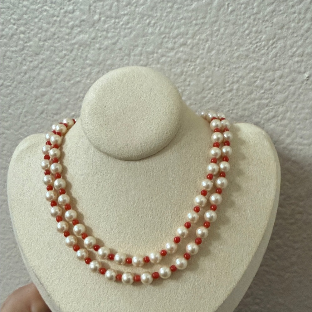 Elegant Red and White Beaded Necklace